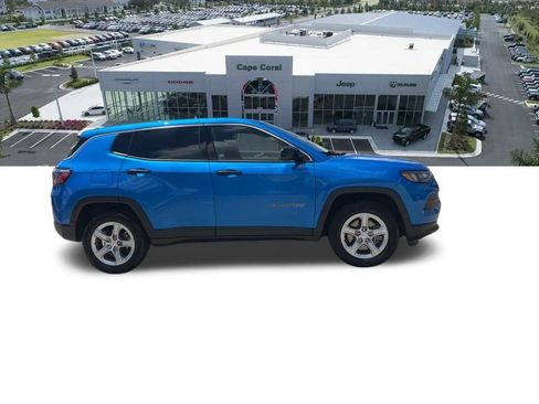 Certified 2024 Jeep Compass Sport AWD/4WD image 11