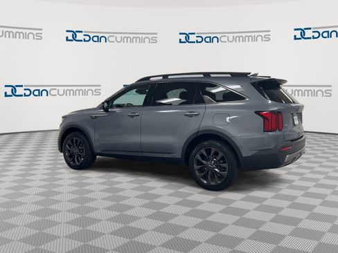 Used 2022 Kia Sorento SX Prestige w/ Rust Color Package AWD/4WD image 6