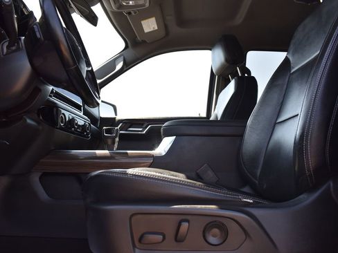 Used 2023 Chevrolet Silverado 1500 RST w/ Z71 Off-Road Package image 7