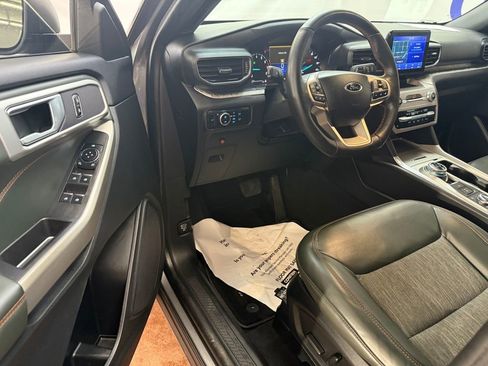 Used 2023 Ford Explorer Timberline image 11