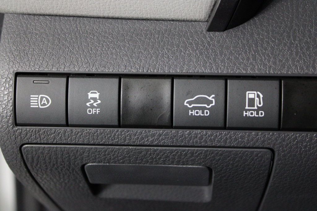 Used 2023 Toyota Camry SE FWD image 22