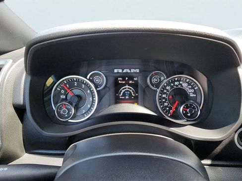 Used 2024 RAM 2500 Big Horn w/ Bed Utility Group image 12