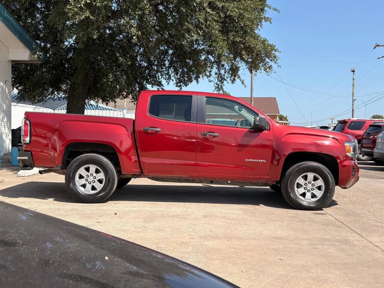 Used 2016 GMC Canyon 2WD Crew Cab image 2