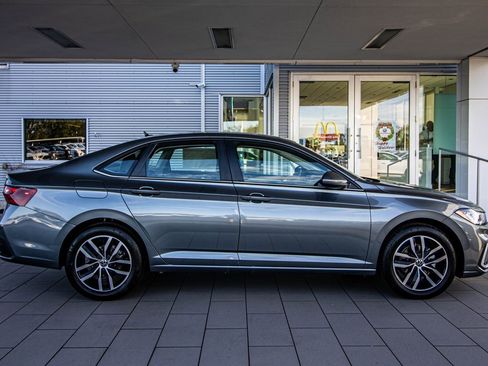 New 2026 Volkswagen Jetta SE image 20