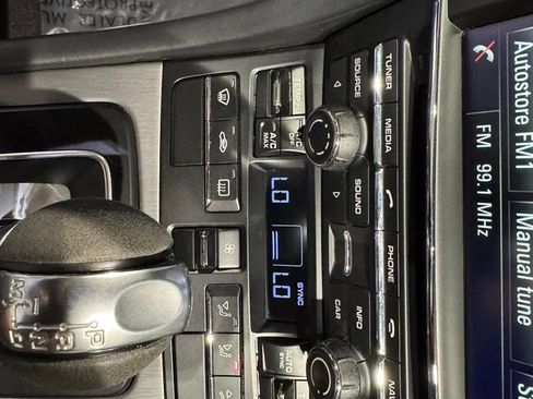 Used 2014 Porsche 911 GT3 w/ Sound Package Plus RWD image 21