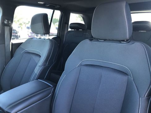 New 2025 Jeep Grand Cherokee Laredo X w/ Luxury Tech Group I image 22