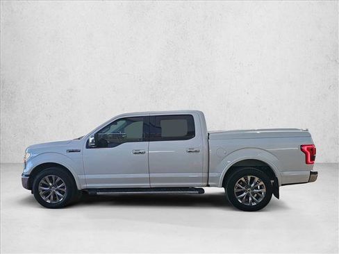 Used 2016 Ford F150 Lariat image 2