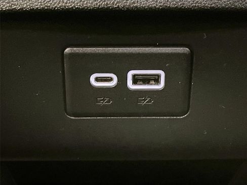 Used 2022 Chevrolet Blazer LT w/ LPO, Floor Liner Package image 24