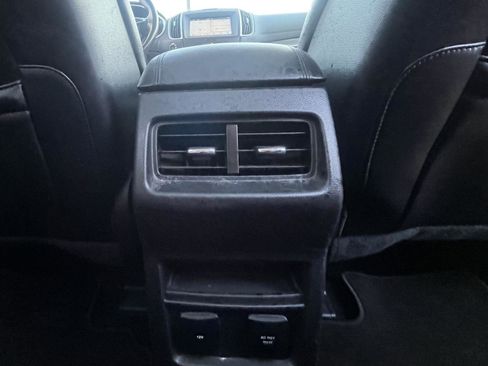 Used 2016 Ford Edge SEL w/ Equipment Group 201A image 18