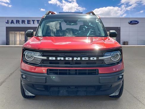 Used 2023 Ford Bronco Sport Outer Banks w/ Tech Package AWD/4WD image 2