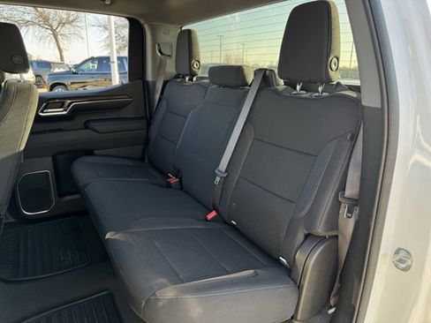 Used 2024 Chevrolet Silverado 1500 LT image 28