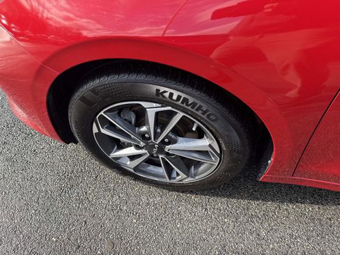 Used 2024 Kia Forte LXS image 11