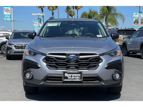 Used 2024 Subaru Crosstrek 2.0i Premium image 9