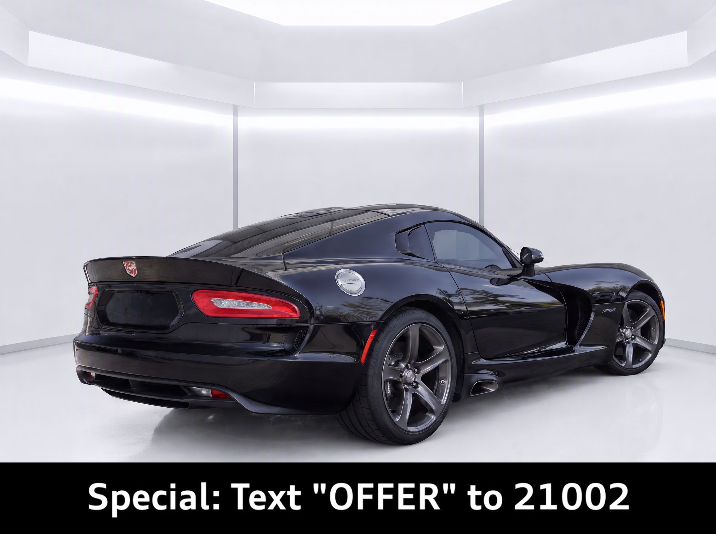 Used 2013 SRT Viper SRT-10 RWD image 4