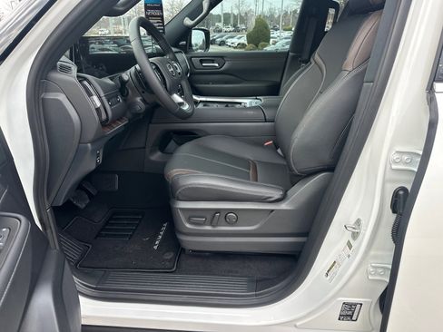 New 2026 Nissan Armada SL image 9