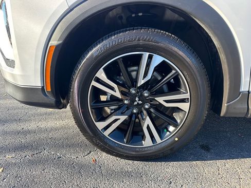 Used 2025 Mitsubishi Eclipse Cross SE image 9