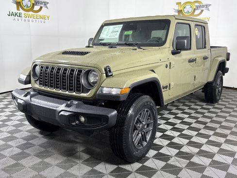New 2026 Jeep Gladiator Sport image 4
