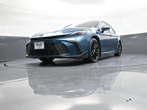 Certified 2025 Toyota Camry SE w/ Convenience Package FWD image 25