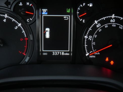 Certified 2024 Toyota 4Runner SR5 image 23