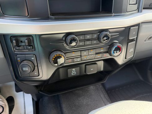 Used 2024 Ford F550 4x4 Crew Cab Super Duty w/ XLT Value Package image 24