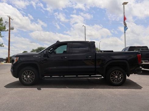 Used 2021 GMC Sierra 1500 AT4 w/ AT4 Premium Package AWD/4WD image 4