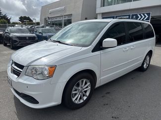 Used 2015 Dodge Grand Caravan SXT image 1