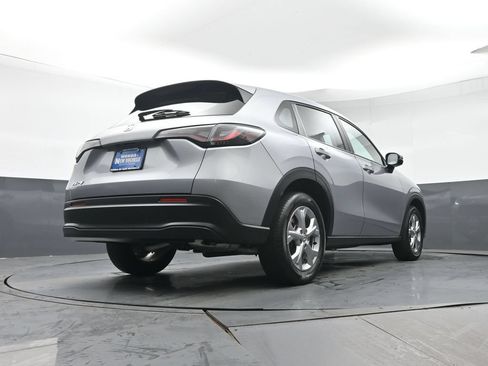 Certified 2024 Honda HR-V LX image 31