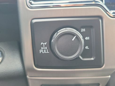Used 2022 Ford F350 Platinum AWD/4WD image 32