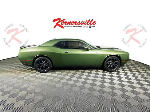 Used 2022 Dodge Challenger SXT w/ Blacktop Package image 8