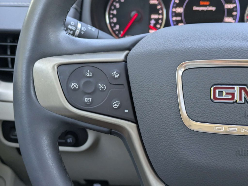 Used 2024 GMC Terrain Denali AWD/4WD image 26