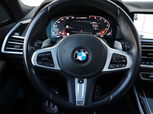 Used 2020 BMW X7 M50i w/ Cold Weather Package image 48
