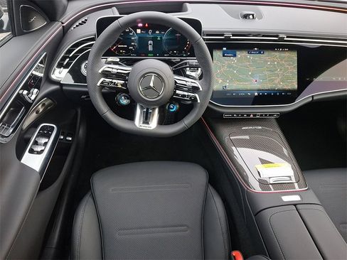 New 2026 Mercedes-Benz E 53 AMG 4MATIC Sedan image 2