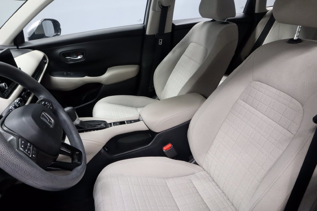 Used 2024 Honda HR-V LX image 23