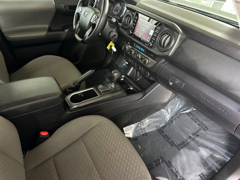 Used 2023 Toyota Tacoma SR AWD/4WD image 14