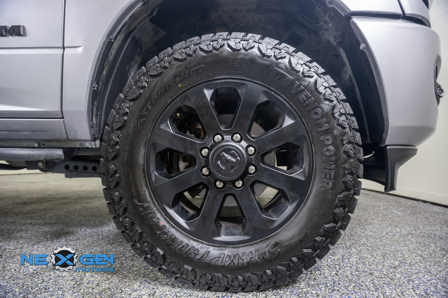 Used 2024 RAM 2500 Big Horn w/ Night Edition AWD/4WD image 45