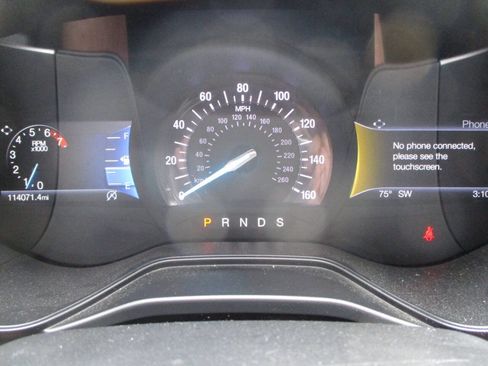 Used 2019 Ford Fusion SE FWD image 22