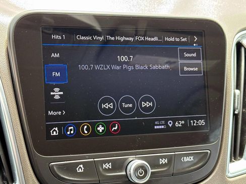 Used 2021 Chevrolet Malibu LT FWD image 22