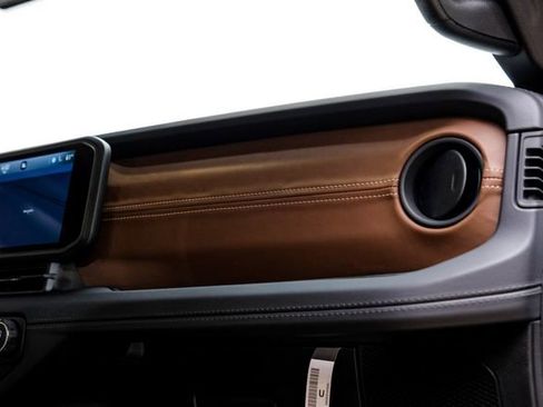 Used 2025 Jeep Gladiator Rubicon w/ Safety Group image 85