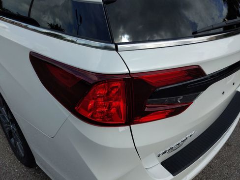 New 2026 Honda Odyssey Touring image 12