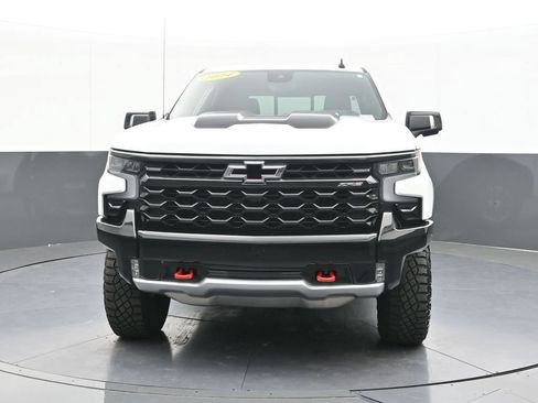 Used 2024 Chevrolet Silverado 1500 ZR2 w/ Technology Package AWD/4WD image 14