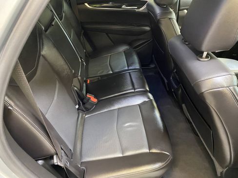 Used 2025 Cadillac XT5 Premium Luxury image 30