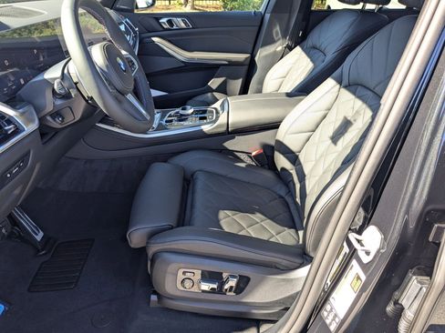 New 2026 BMW X5 M60i w/ Executive Package image 15