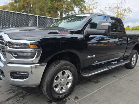 Used 2026 RAM 2500 Big Horn AWD/4WD image 1