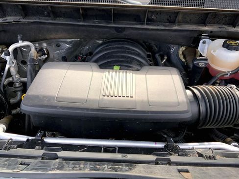 Used 2024 Chevrolet Silverado 1500 High Country AWD/4WD image 32