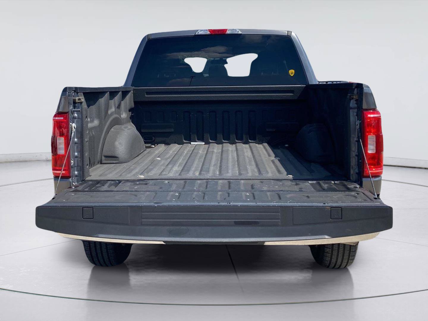 Used 2023 Ford F150 XLT AWD/4WD image 25