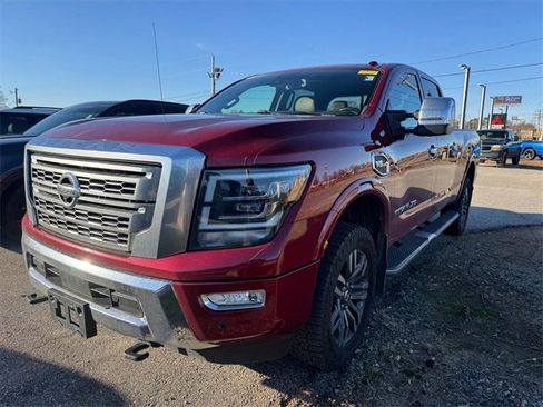 Used 2021 Nissan Titan Platinum Reserve w/ Moonroof Package image 9