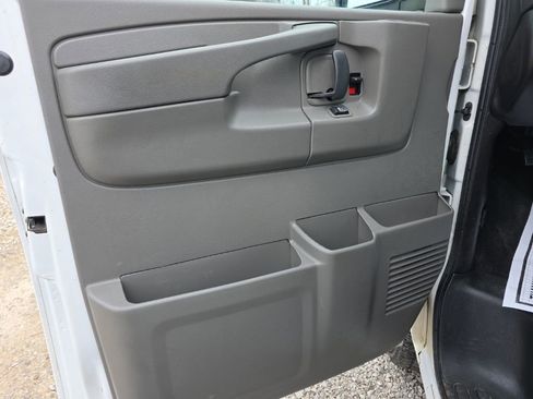Used 2014 Chevrolet Express 3500 LT w/ LT Preferred Equipment Group RWD image 7