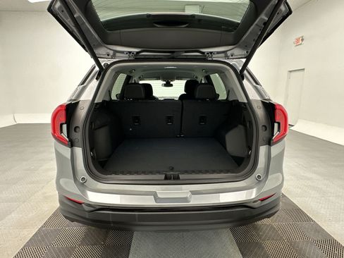 Certified 2024 GMC Terrain SLE w/ Driver Convenience Package AWD/4WD image 23