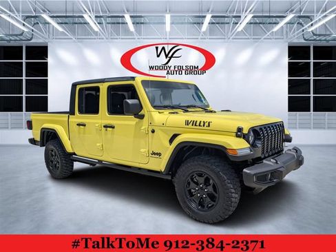 Used 2023 Jeep Gladiator Sport AWD/4WD image 1
