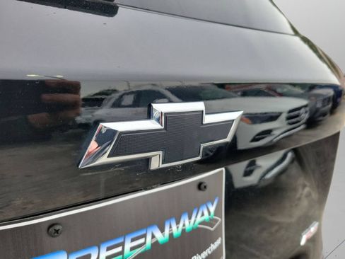 Used 2025 Chevrolet Blazer RS FWD image 34